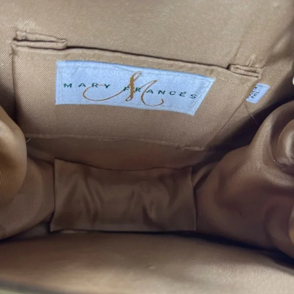 Mary Frances Beaded Lion Face Novelty Clutch Crossbody Purse - Picture 7 of 8